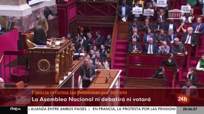 Parlamento - Francia reforma las pensiones por decreto