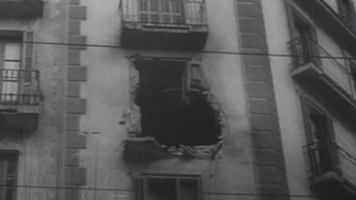 Arxiu TVE Catalunya - Efectos de un bombardeo sobre la ciudad de Barcelona