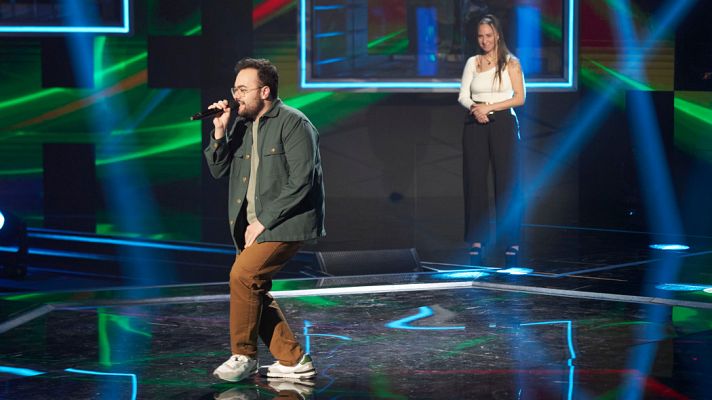 Cover Night - Parras defiende su cabina con "Por la boca vive el pez"