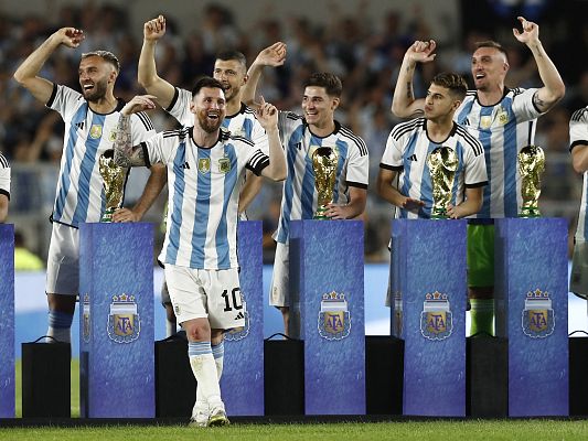 Telediario 1 - Argentina celebró su tercera estrella en el Monumental con una fiesta