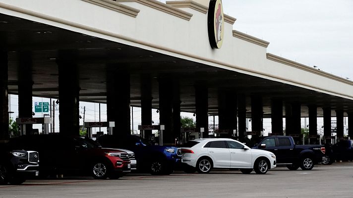 Telediario 2 - E-fuelfs, el combustible sintético respetuoso con el medio ambiente que puede ser una solución para los coches de combustión