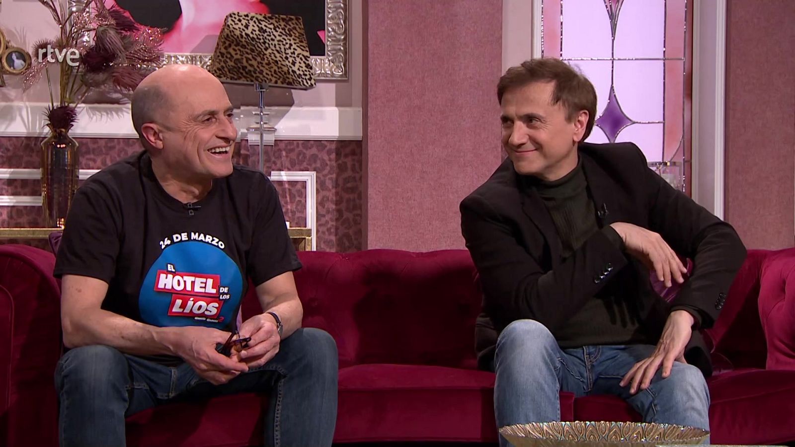 Cine de barrio - Cómo casarse en siete días (presentación) - ver ahora