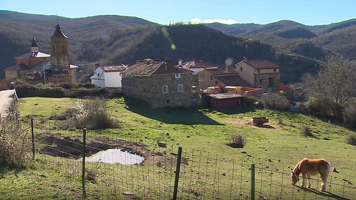 Telediario Fin de Semana - La energía solar devuelve la vida a las aldeas despobladas