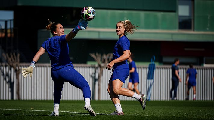 Telediario 1 - Buenas noticias en el Barcelona: Alexia Putellas empieza a trabajar con el grupo