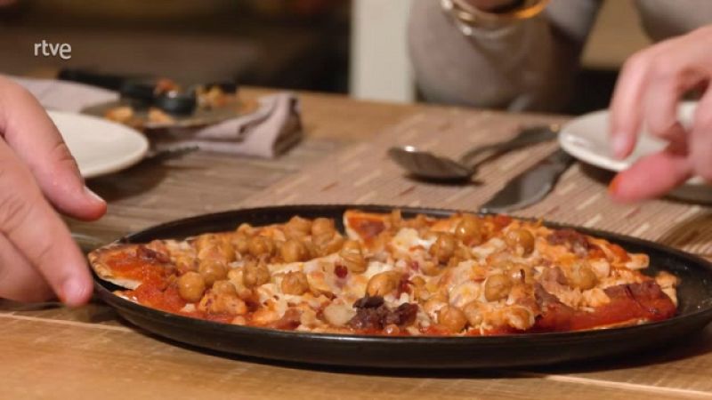 Truco para aprovechar las sobras del cocido: ¡En pizza! - Ahora o nunca | Ver