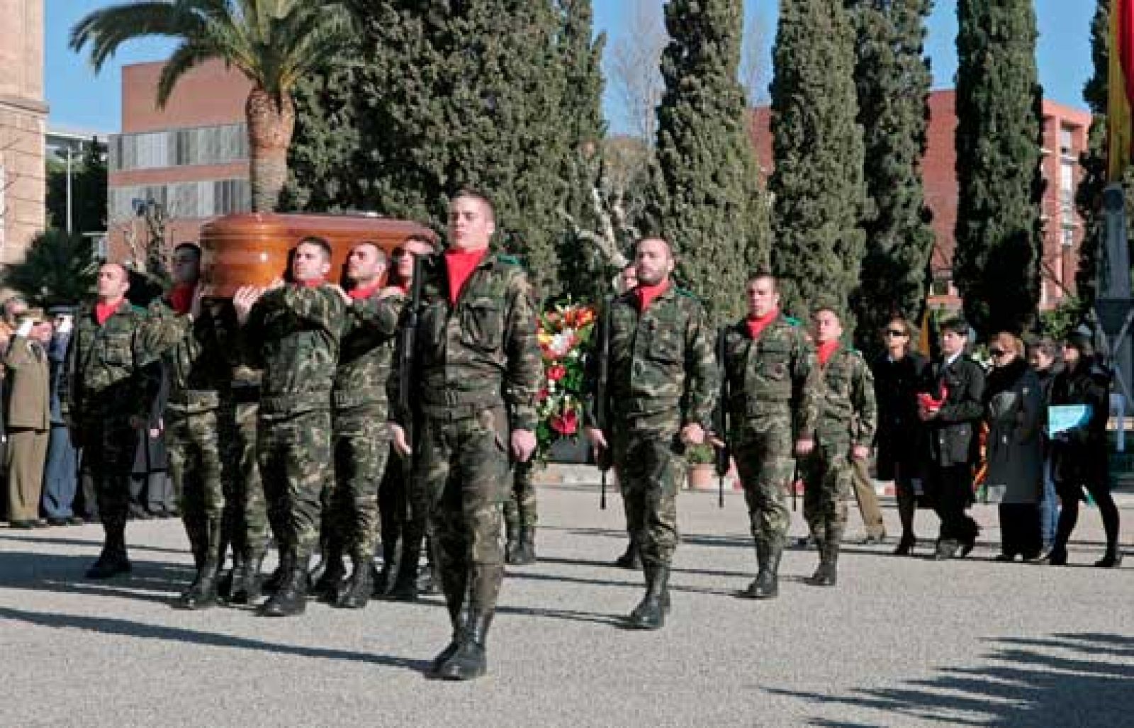 Telediario 2 en cuatro minutos - 03/02/10 | Ver