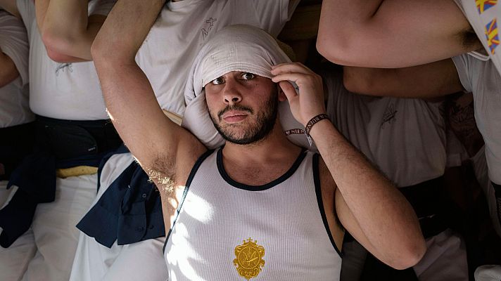 Telediario 1 - Faltan costaleros: "No hay relevo generacional"