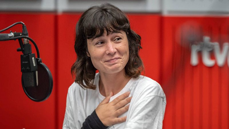 La Tribuna - Nadia de Santiago y Marta Larralde, sobre 'La Tribuna'