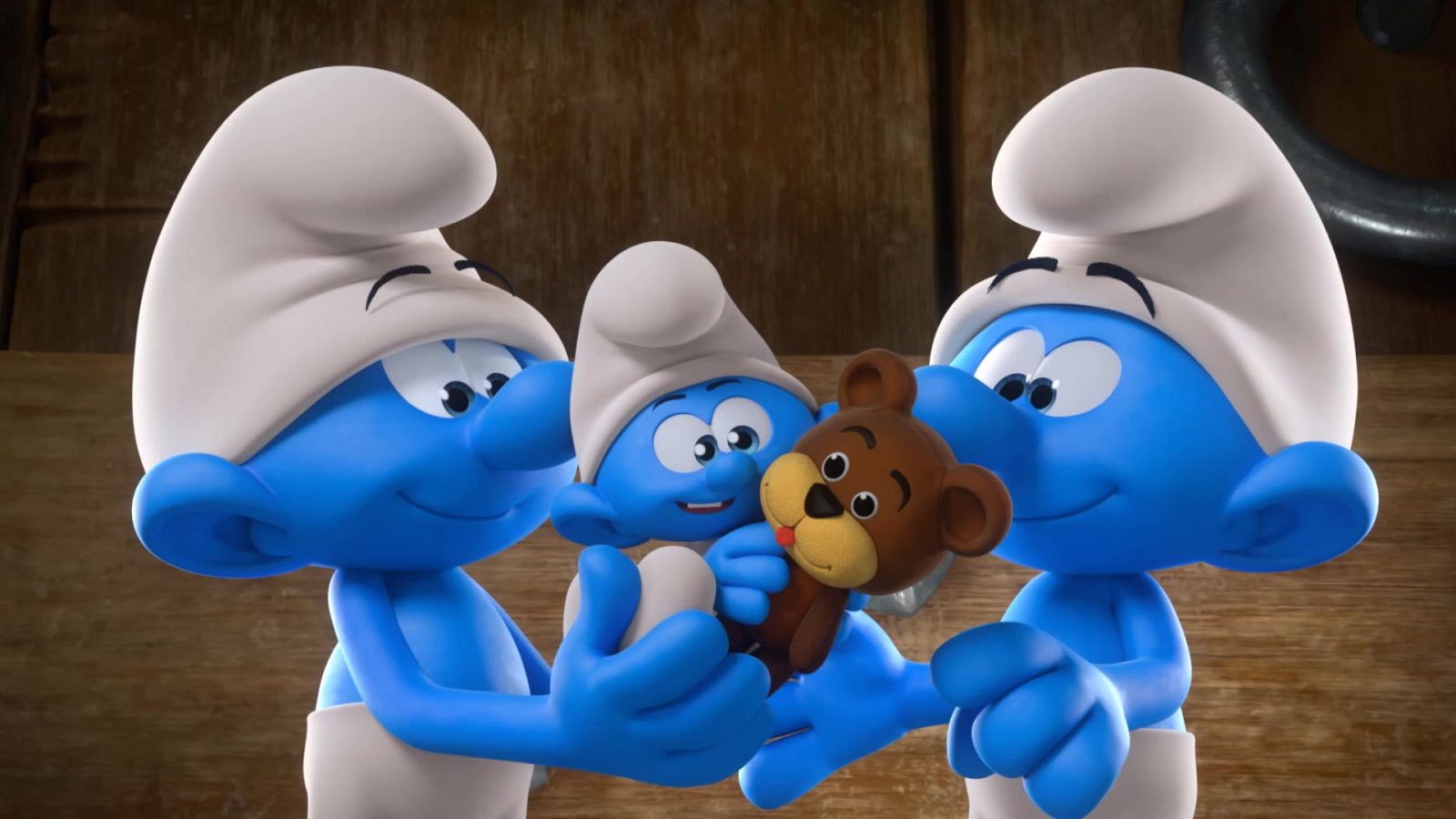 Cuidando a bebe pitufo - Los pitufos | Ver