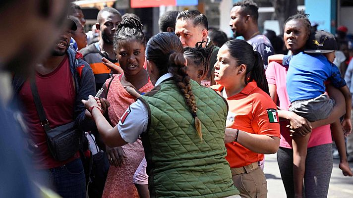 Telediario 1 - La difícil misión de conseguir un pasaporte en el caos de Haití