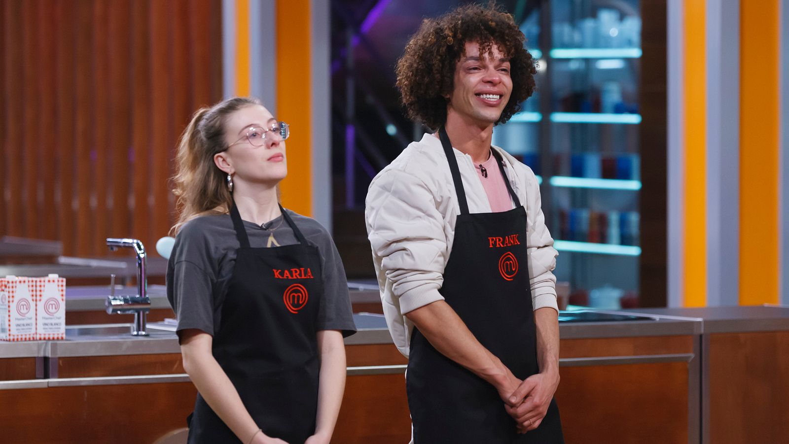 ¡Doble expulsión! Karla y Frank abandonan MasterChef 11 | Ver