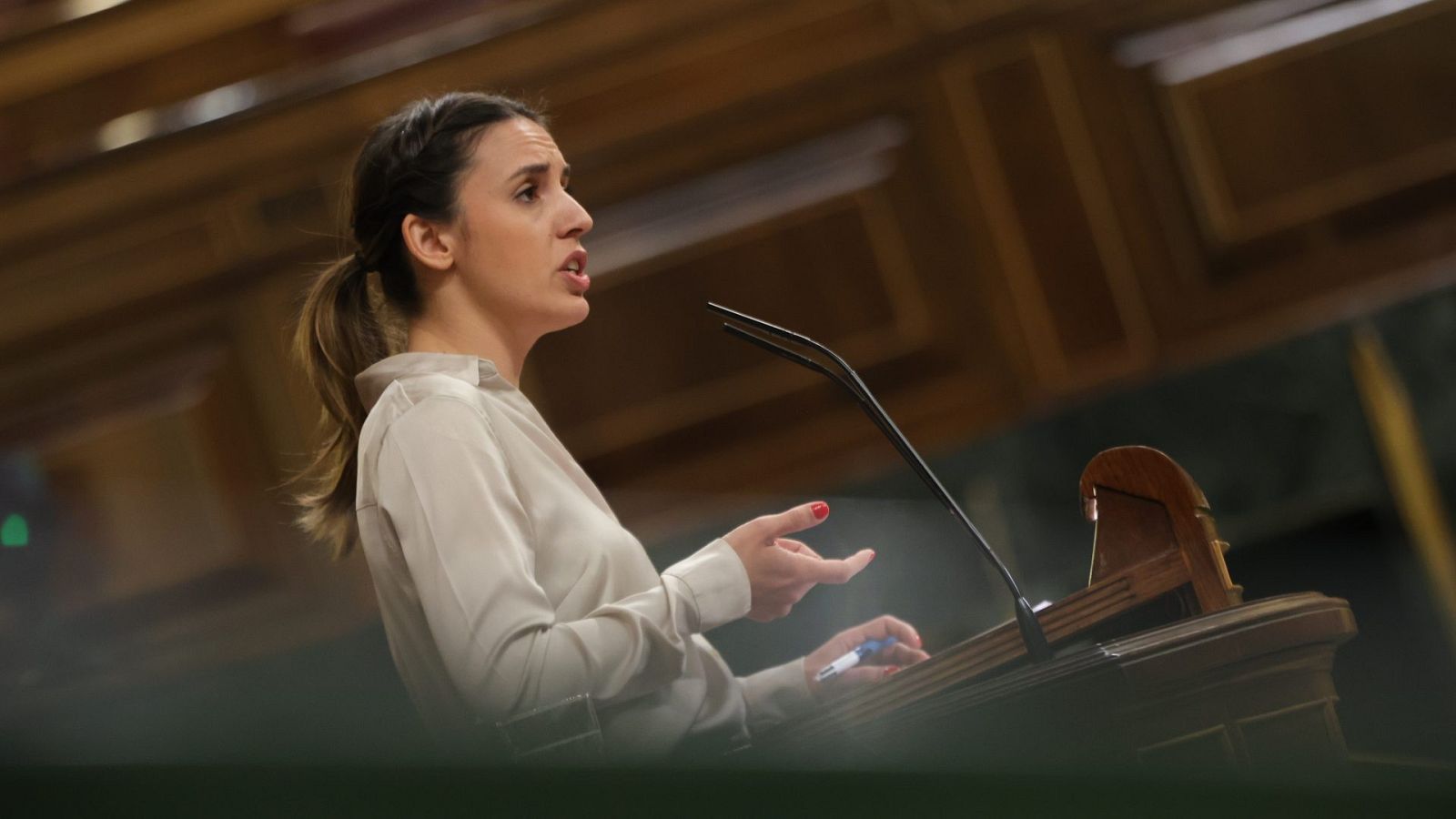 Irene Montero considera que es "posible" alcanzar un acuerdo con Sumar para "revalidar" el Gobierno de coalición