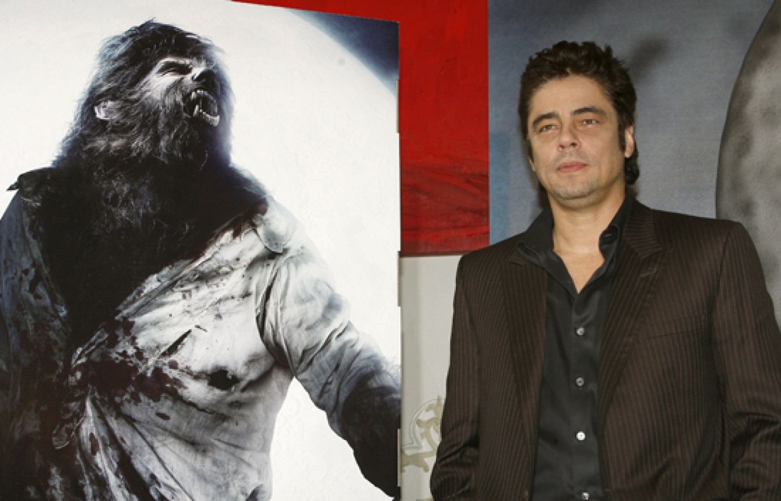 Benicio del Toro nos muestra su cara más salvaje en "El Hombre lobo" | Ver