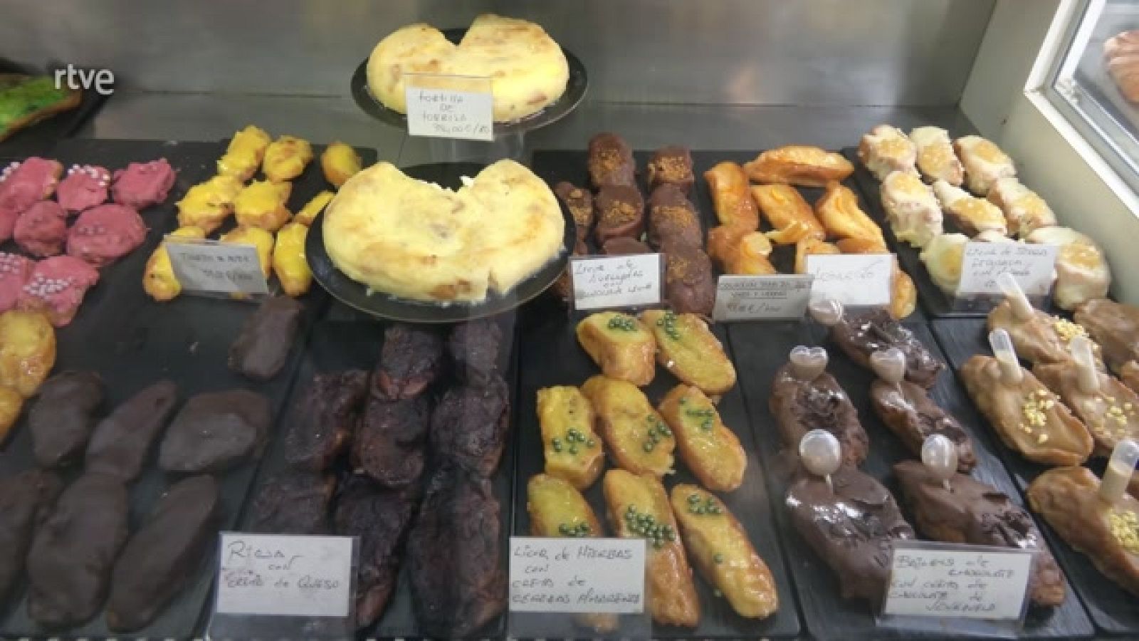 La torrija con forma de tortilla que te dejará boquiabierto - Ahora o nunca | Ver