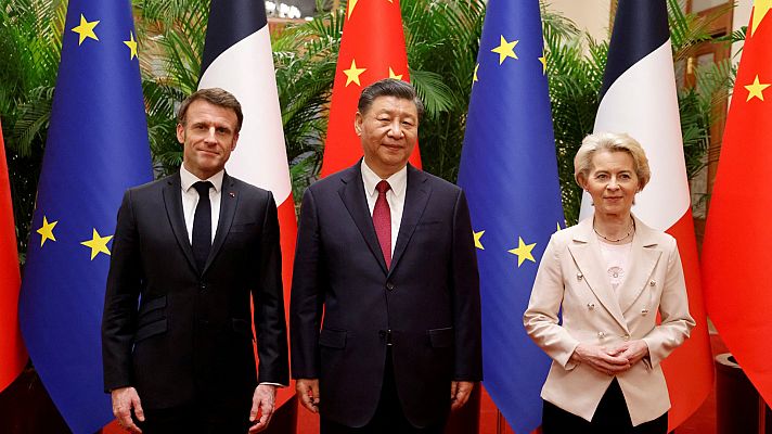 Telediario 1 - Macron pide a China que haga "entrar en razón" a Rusia
