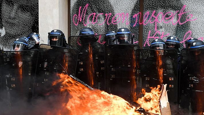 Telediario en lengua de signos - Telediario - 21 horas - 06/04/23 - Lengua de signos