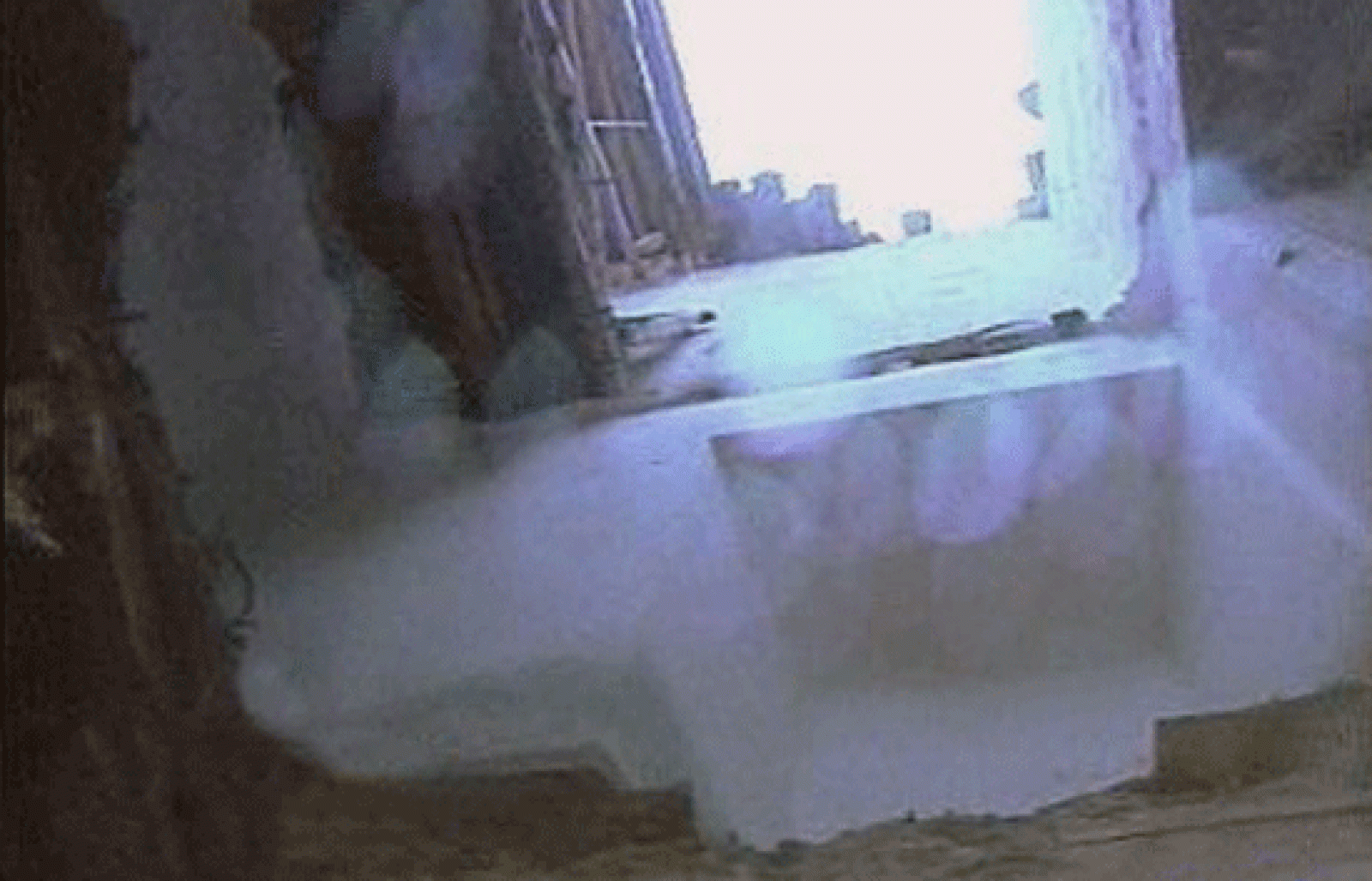 España Directo - La iglesia se hunde | Ver