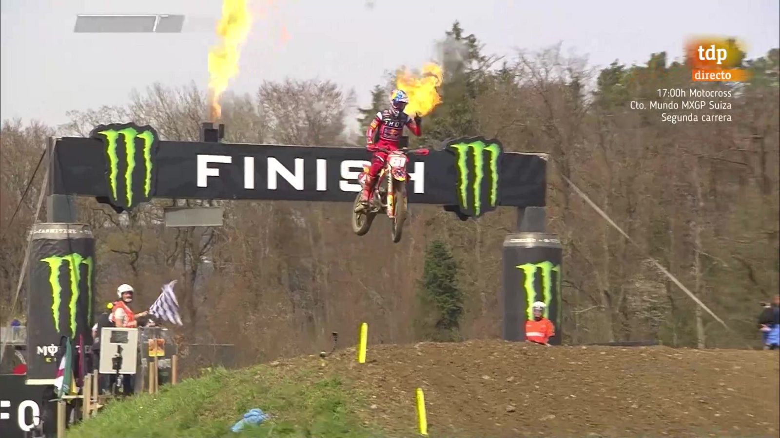 Jorge Prado sigue líder del Mundial de Motocross tras el Gran Premio de Suiza