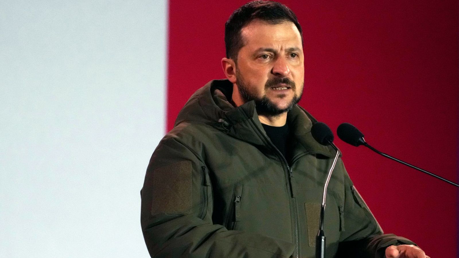 Zelenski pide la condena de la decapitación del soldado ucraniano | Ver