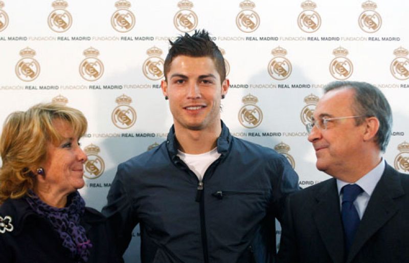 Aguirre a Cristiano: 'Muitas felicidades' | Ver