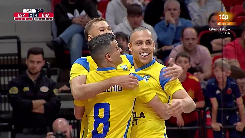 Brasil gana a Espa�a el 'Cl�sico' del f�tbol sala