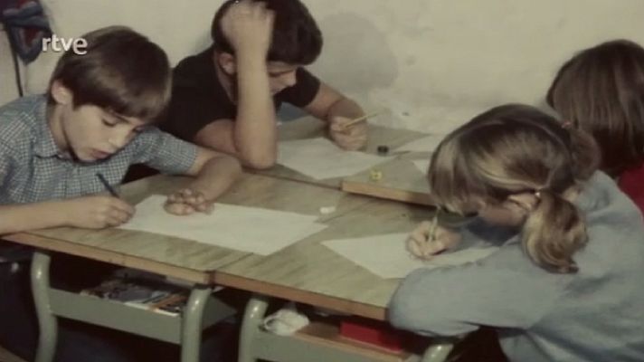 Arxiu TVE Catalunya - En vigor la Llei de Normalització Lingüística