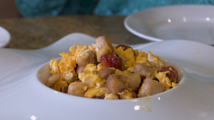 Ahora o nunca - Los duelos y quebrantos que comía El Quijote