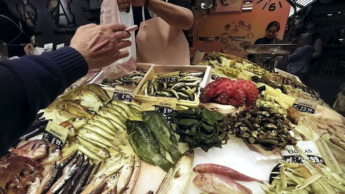 Telediario 1 - La inflación y la subida de tipos reduce el gasto alimentario de los españoles un 2%