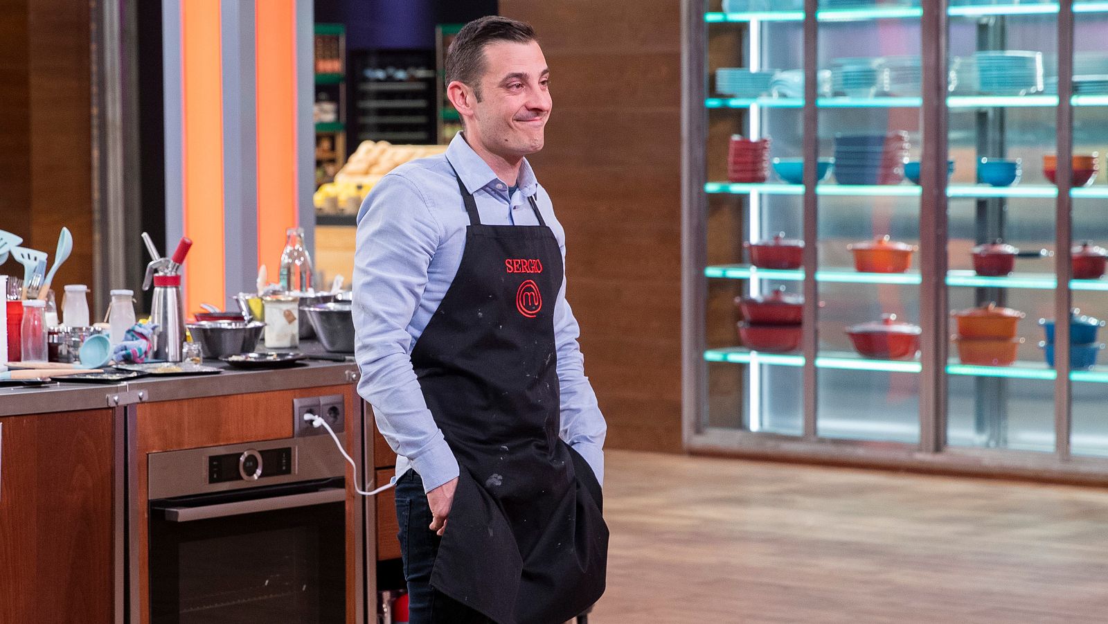Sergio expulsado de las cocinas de MasterChef | Ver