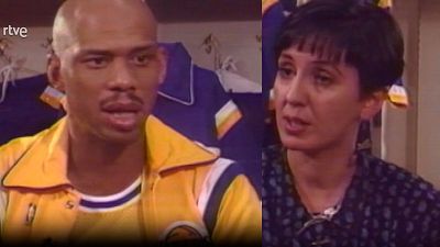 Entrevista a Karem Abdul Jabbar en el vestuario de LA Lakers