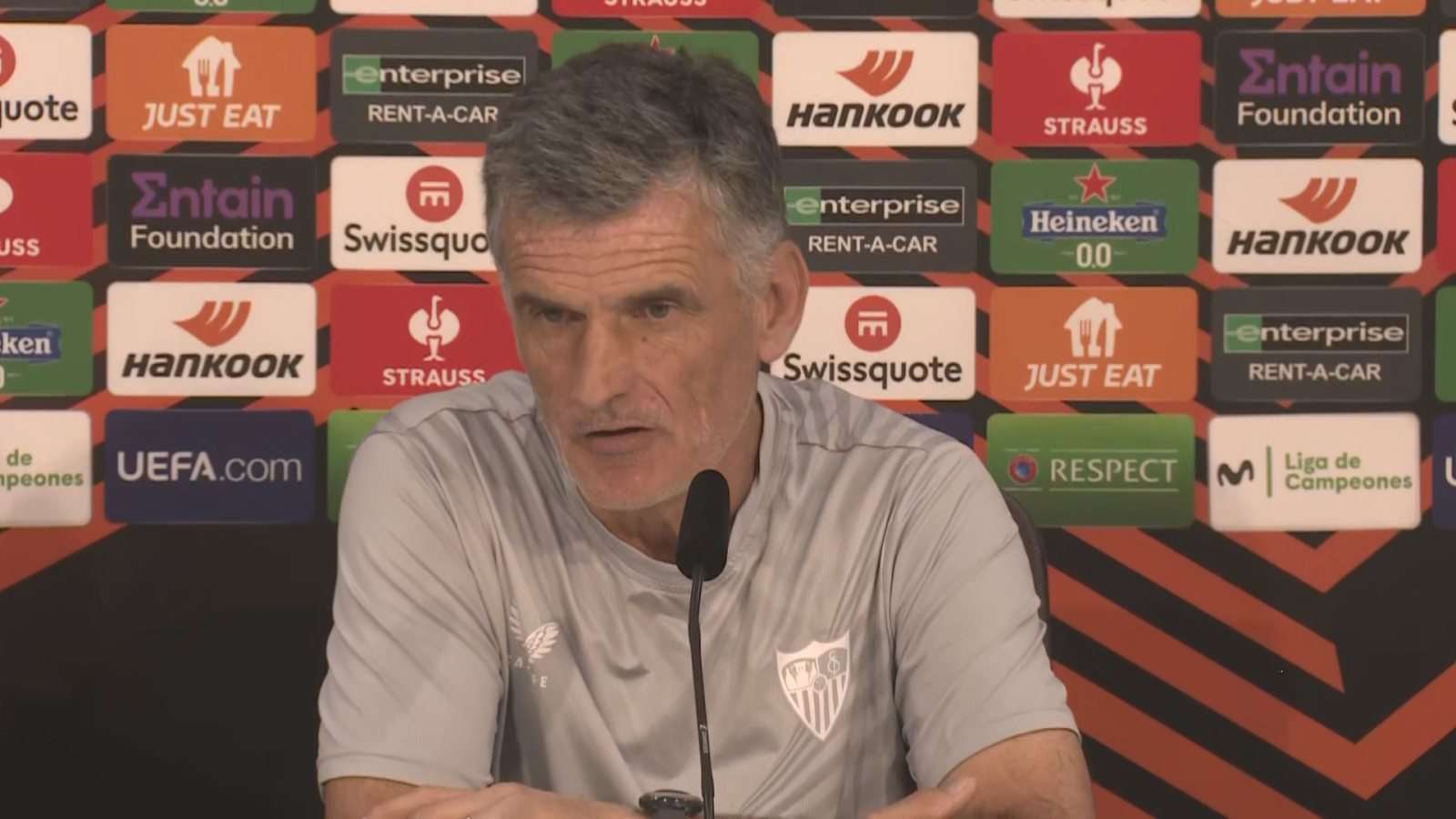 Mendilibar: "Los jugadores saben que se puede eliminar al Manchester United"