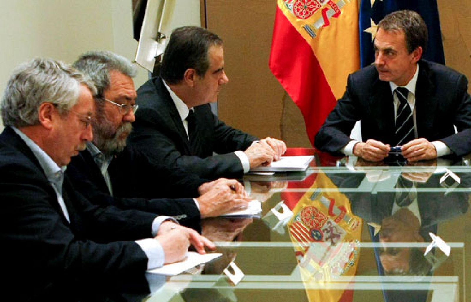 Telediario fin de semana en cuatro minutos - 06/02/10 | Ver