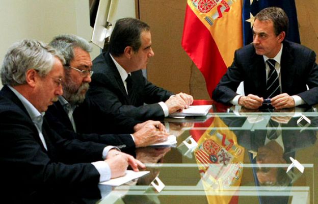 Telediario 1 - Telediario en 4' - 06/02/10