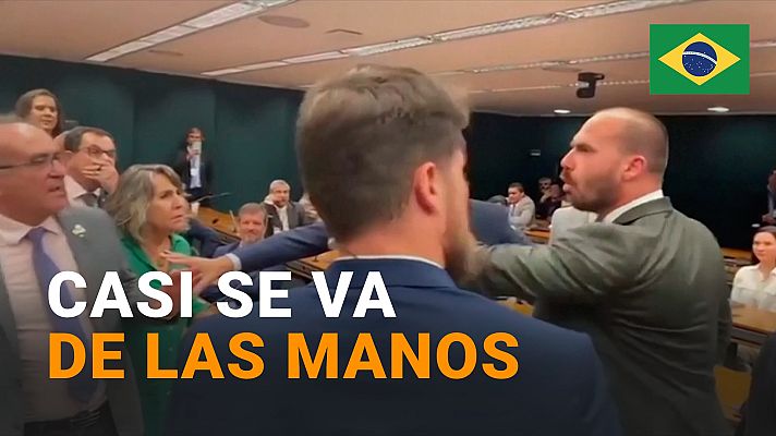 Modo Digital - El hijo del expresidente Bolsonaro, a punto de pegar a otro diputado en un debate