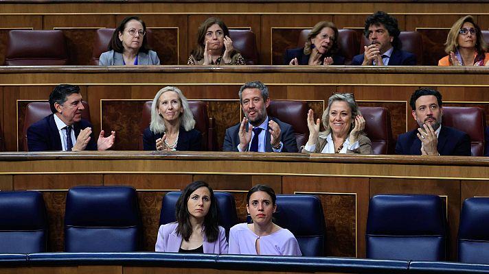 Telediario 1 - La reforma del 'sí es sí' sale adelante con los votos del PP y se agrieta la coalición