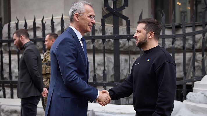 Telediario 1 - Stoltenberg visita Kiev por primera vez desde el inicio de la guerra