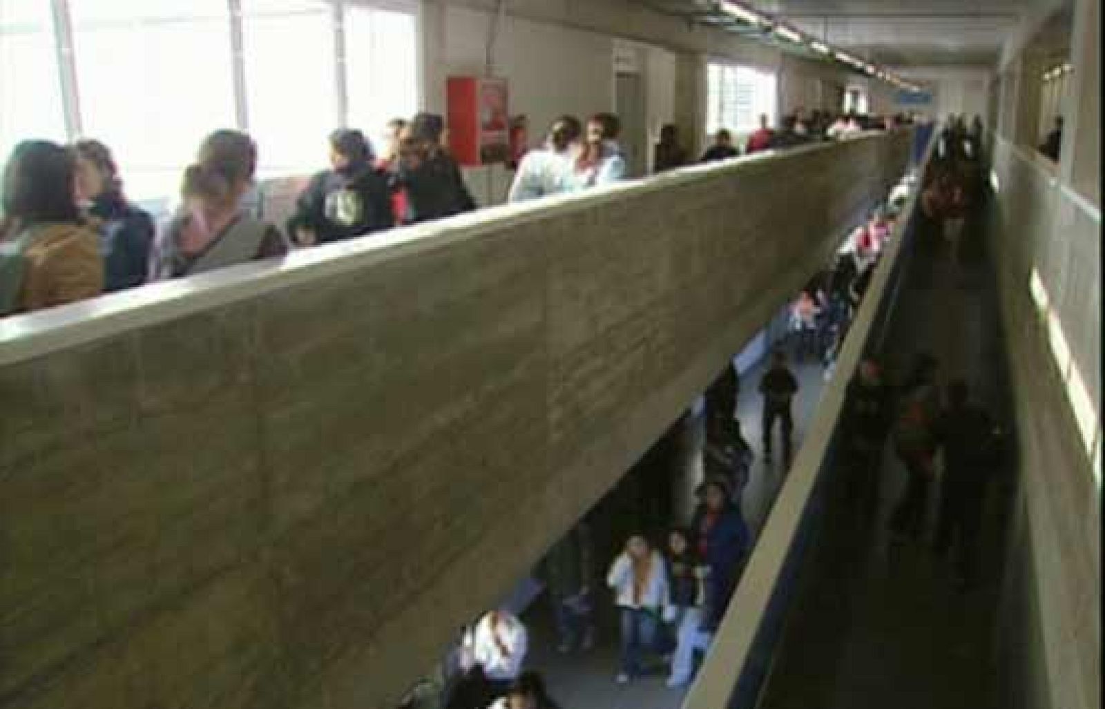 Informe Semanal: Hacia el aula del Siglo XXI