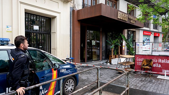 Informativo 24h - Un testigo del incendio en Madrid: "Había muchas llamas en la entrada del restaurante"