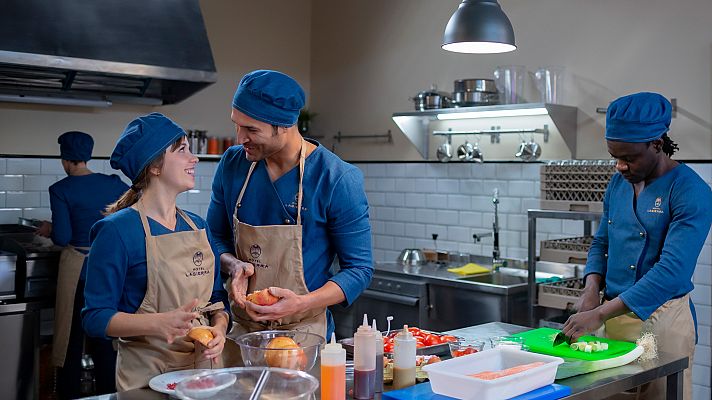 4 estrellas - Un banco en un parque... o un jardín