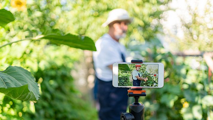 Aquí la tierra - La Huerta del Cura: un agricultor youtuber - Ver ahora