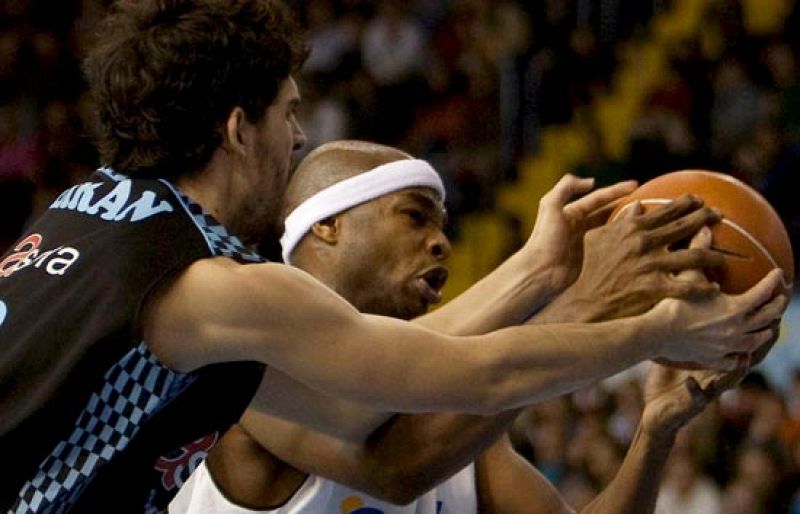 Cajasol Sevilla 83-78 Asefa Estudiantes