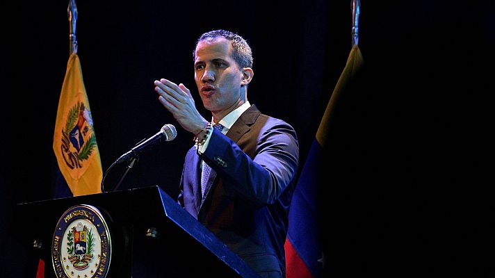 Telediario 1 - Colombia fuerza la salida del opositor venezolano Juan Guaidó a Miami