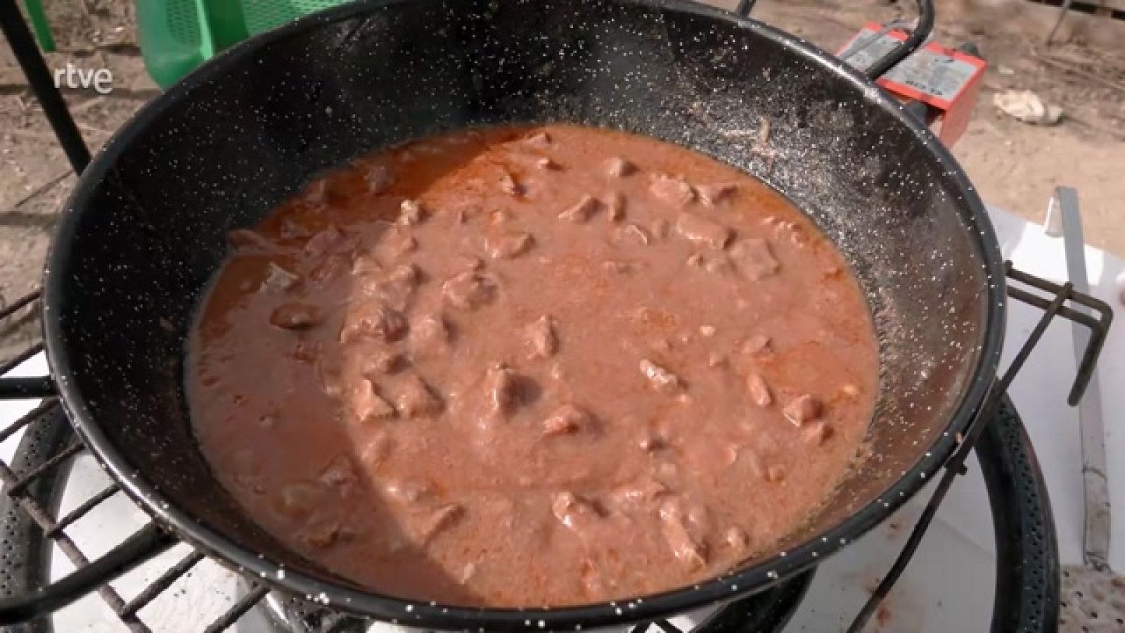 Ternera al desarreglo, la receta típica de Colmenar de Oreja - Ahora o nunca | Ver