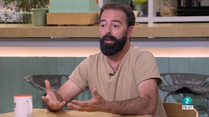 Cafè d'idees - Jan Garrido: "L'escola és un mirall de què passa al món"