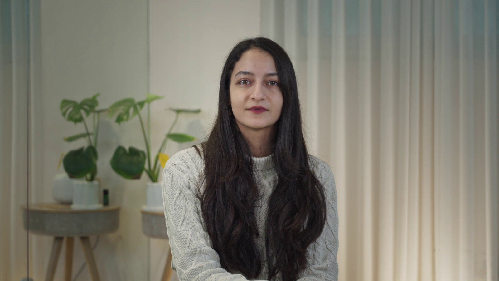 Aysha, traductora de videojuegos en Seúl - Españoles en conflictos | Ver