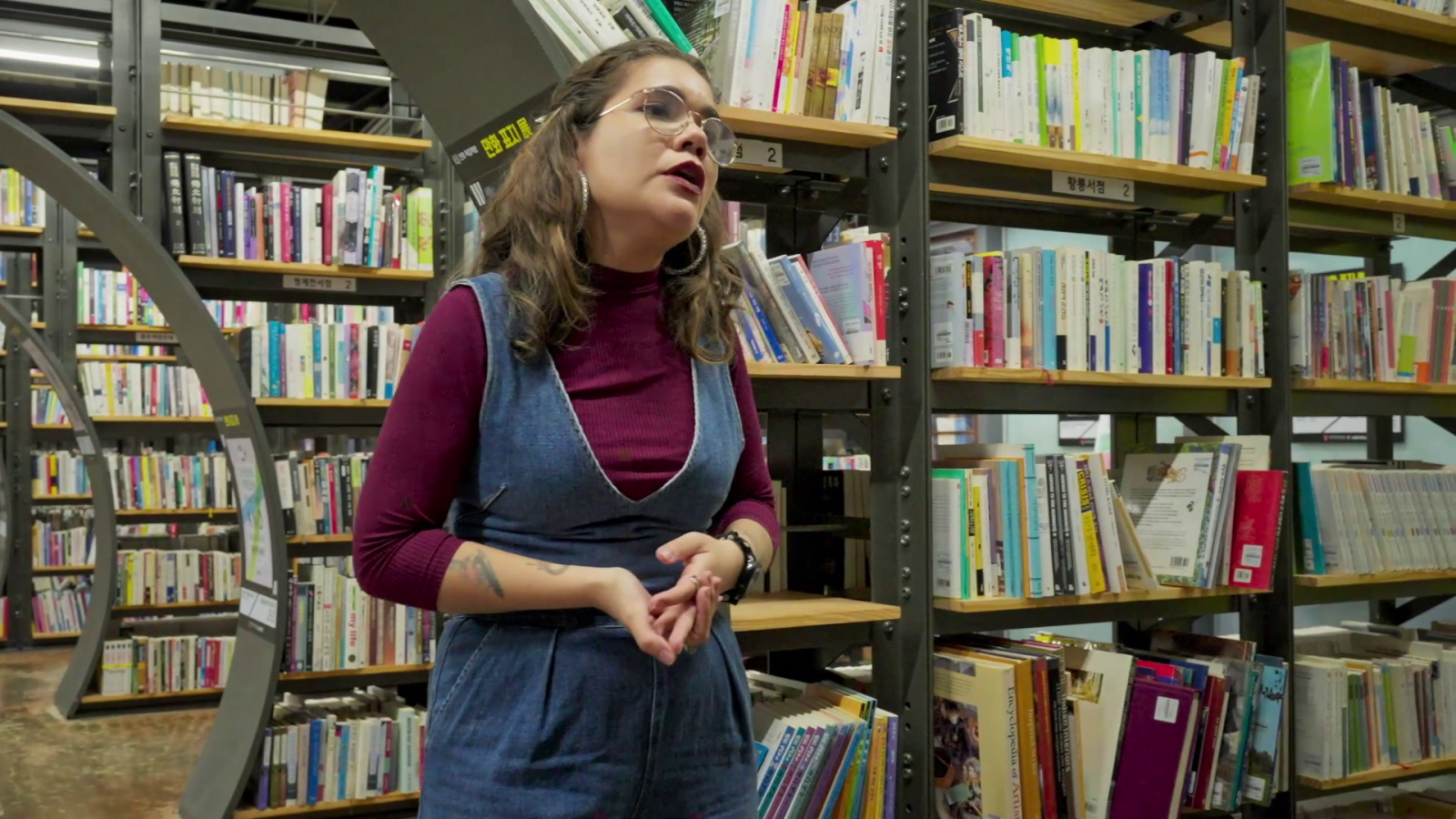 Luz nos habla del sistema educativo coreano - Españoles en conflictos | Ver