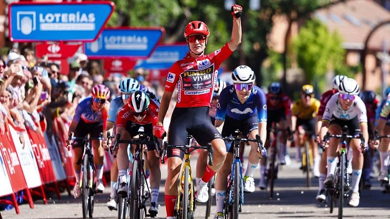 La Vuelta femenina 2023 | Resumen de la etapa 3: Marianne Vos (Jumbo-Visma) repite triunfo en Guadalajara -- Ver ahora