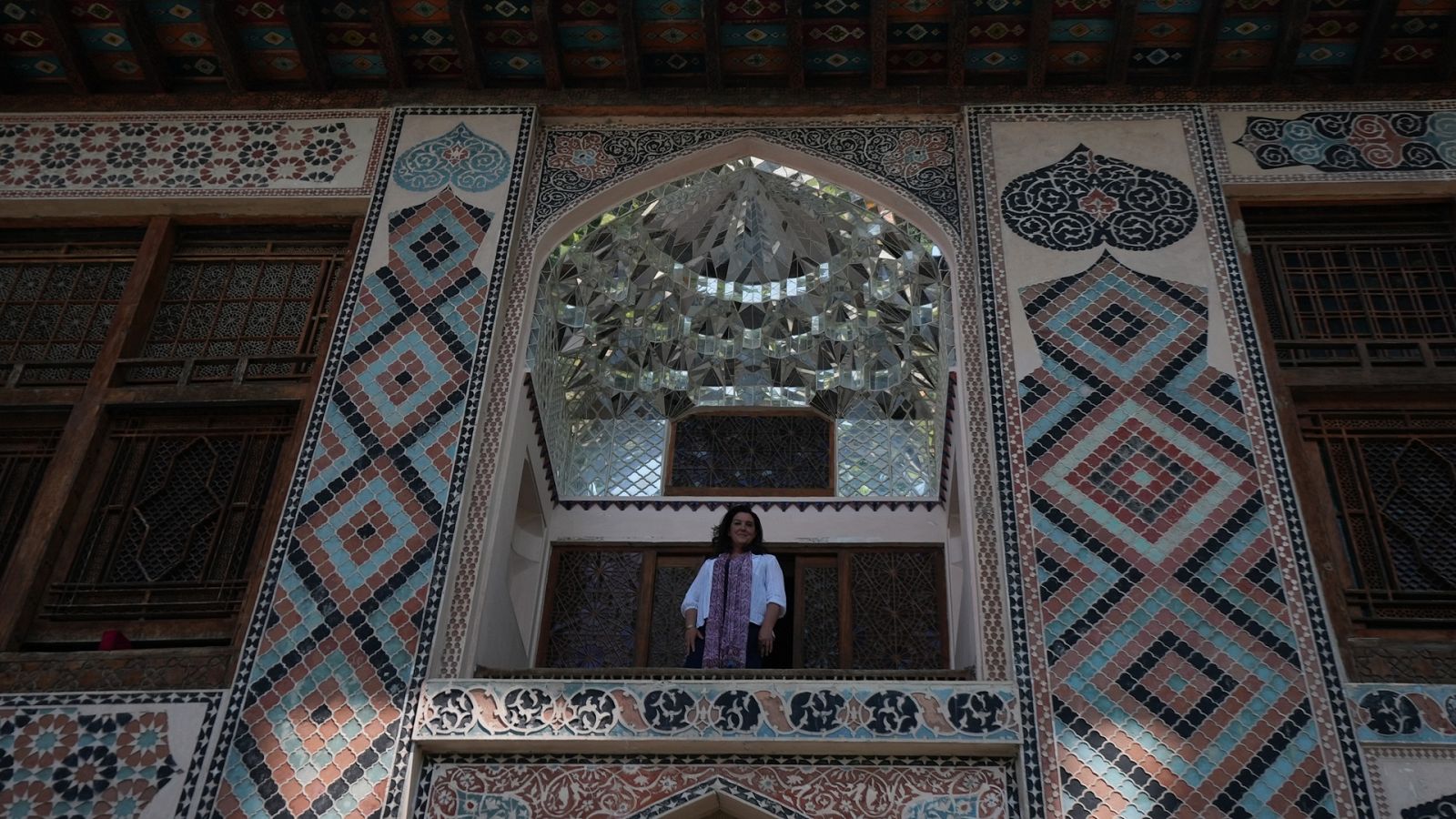 Tesoros ocultos con Bettany Hughes - Episodio 5: Azerbaiyán y la Ruta de la Seda - ver ahora