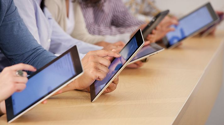 Telediario Fin de Semana - Los retos de la inteligencia artificial en las Humanidades