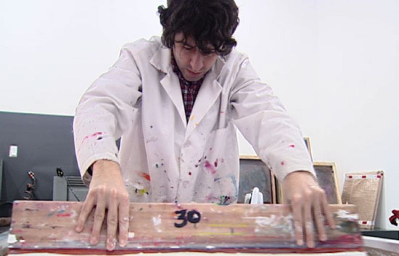 Ryan McGinness se instala en La Casa Encendida donde recreará su estudio de Nueva York | Ver